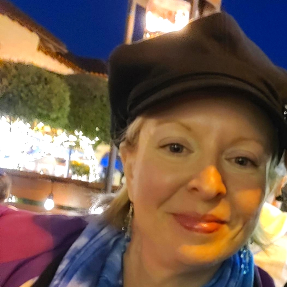 Meet your Posher, Paula